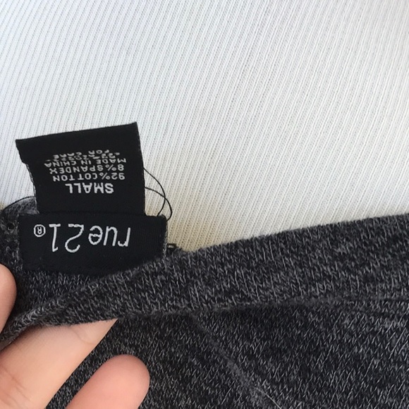 Gray long sleeve sweater small - Picture 6 of 6